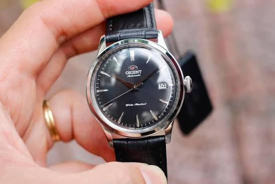 Best Watches To Buy In Japan: From Affordable Classics to Luxury Timepieces (2026) 10 Orient Bambino